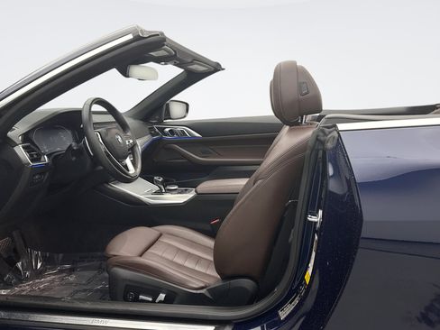 Used 2022 BMW 430i xDrive Convertible w/ Premium Package image 11