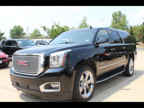Used 2017 GMC Yukon XL Denali w/ Open Road Package image 1
