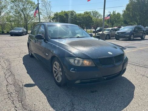 Used 2006 BMW 325i Sedan RWD image 8