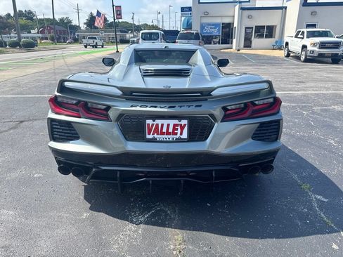 Used 2023 Chevrolet Corvette Stingray Preferred Conv w/ Z51 Performance Package RWD image 5