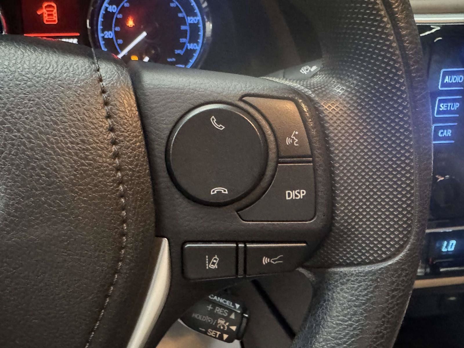 Used 2017 Toyota Corolla LE w/ Body Protection Package FWD image 21