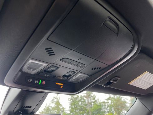 Used 2019 Chevrolet Blazer RS image 61