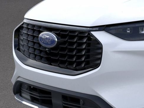 New 2025 Ford Escape SE w/ PHEV Premium Package FWD image 17