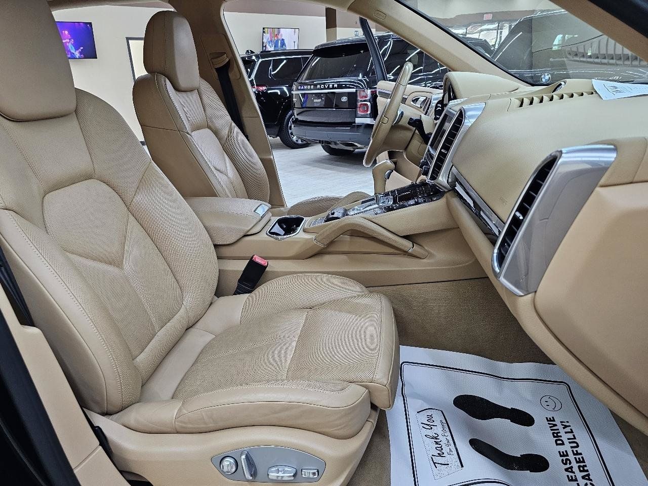 Used 2014 Porsche Cayenne S w/ Comfort Plus Package AWD/4WD image 21