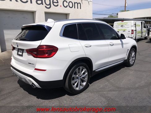 Used 2019 BMW X3 sDrive30i w/ Premium Package RWD image 8
