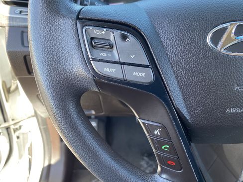 Used 2017 Hyundai Santa Fe Sport FWD image 27