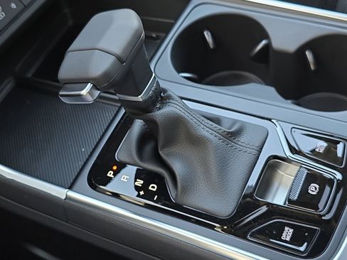 New 2026 Kia Carnival SX Prestige FWD image 17