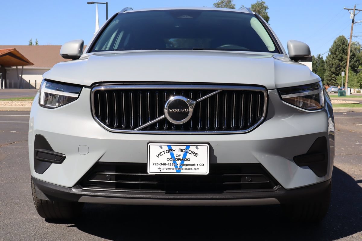 Used 2024 Volvo XC40 B5 Core w/ Protection Package Premier AWD/4WD image 13