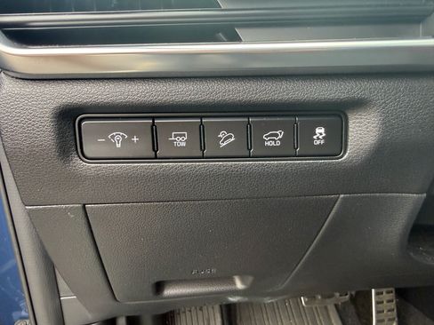 Used 2025 Land Rover Defender 130 S AWD/4WD image 18