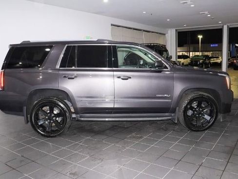 Used 2017 GMC Yukon Denali image 6