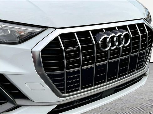 Used 2022 Audi Q3 2.0T Premium AWD/4WD image 32