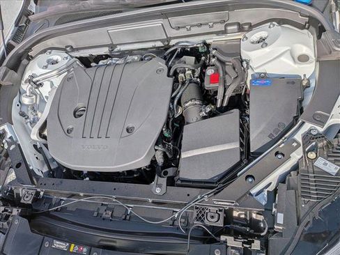 New 2026 Volvo XC60 B5 Plus w/ Protection Package Premier image 19