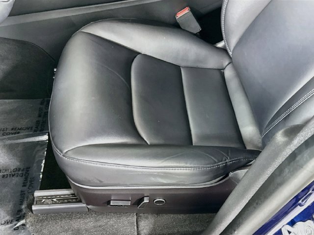 Used 2022 Tesla Model Y Long Range AWD/4WD image 18