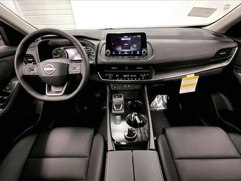 New 2026 Nissan Rogue SV w/ SV Premium Package image 5