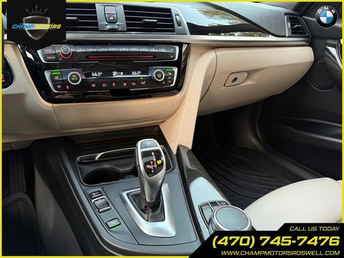 Used 2017 BMW 330i Sedan w/ Premium Package image 28