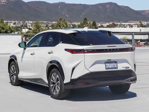 Used 2023 Lexus RZ 450e Premium w/ Technology Package AWD/4WD image 4