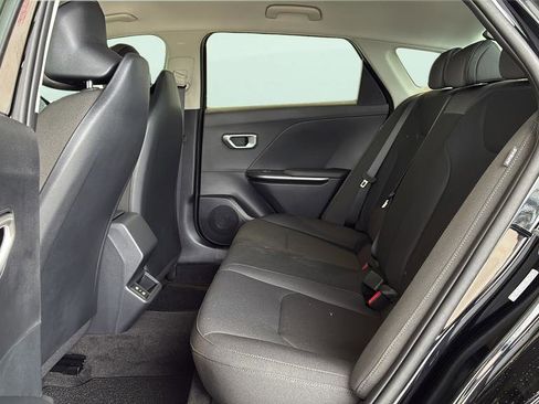 New 2026 Kia K4 FWD image 24