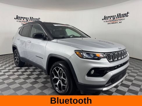 Used 2025 Jeep Compass Limited AWD/4WD image 6