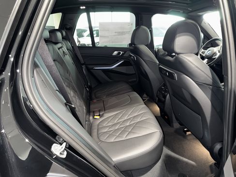 New 2026 BMW X5 xDrive50e image 11