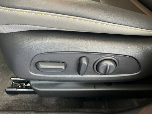 New 2025 Chevrolet Trax ACTIV w/ Driver Confidence Package FWD image 19
