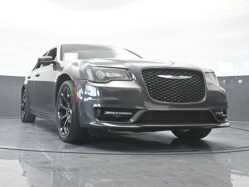 Used 2020 Chrysler 300 S w/ S Model Appearance Package RWD image 64
