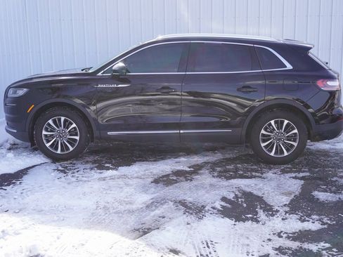 Used 2023 Lincoln Nautilus AWD w/ Premium Package image 3