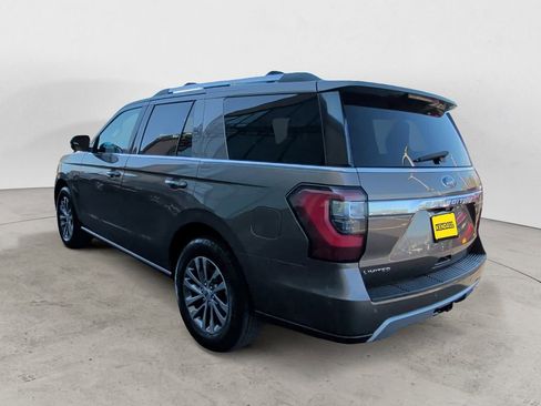 Used 2018 Ford Expedition Limited w/ Equipment Group 301A AWD/4WD image 3