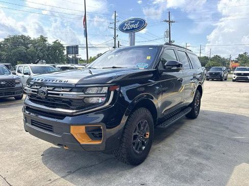 Certified 2025 Ford Expedition Tremor AWD/4WD image 3