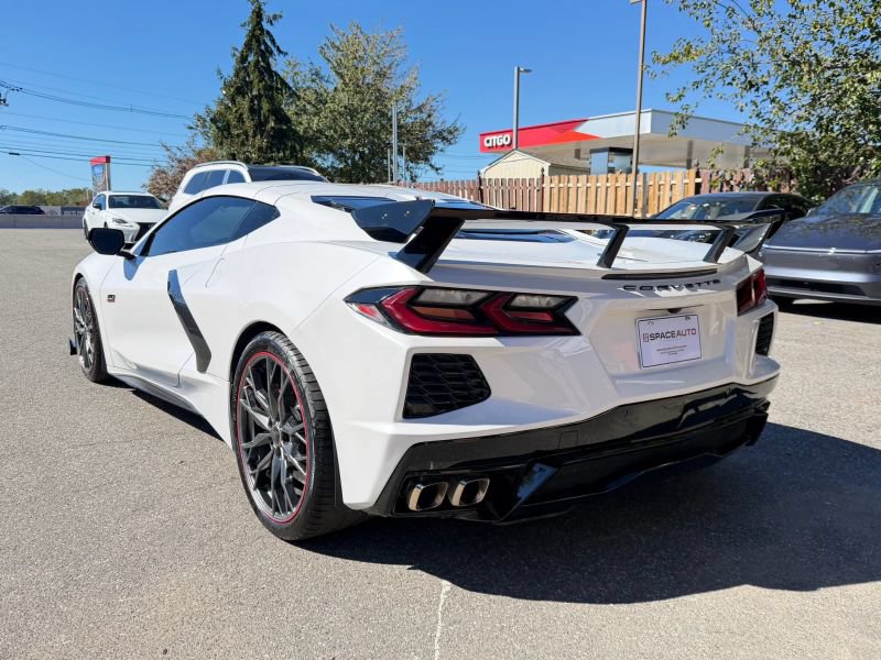 Used 2023 Chevrolet Corvette Stingray Premium Cpe w/ Z51 Performance Package RWD image 8
