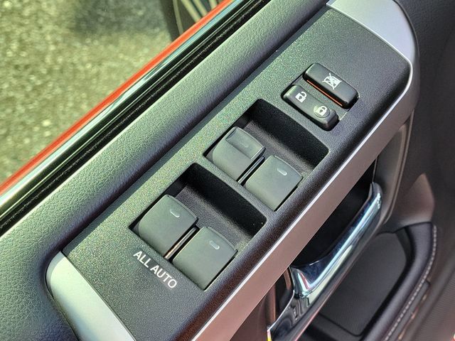 Used 2022 Toyota 4Runner Limited AWD/4WD image 19