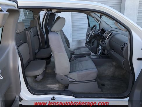 Used 2016 Nissan Frontier S image 17