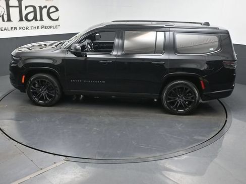 Used 2023 Jeep Grand Wagoneer Series II AWD/4WD image 46