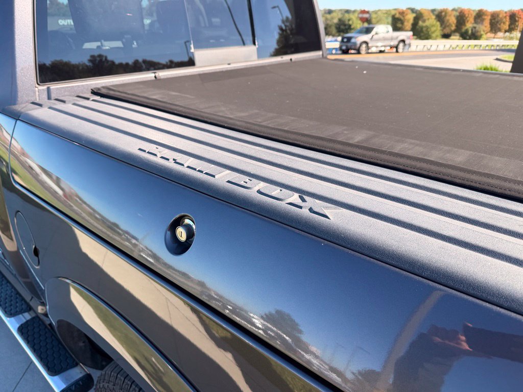 Used 2017 RAM 1500 Laramie AWD/4WD image 28