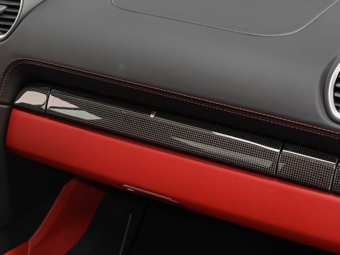 New 2025 Porsche 718 Cayman image 27