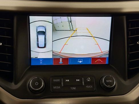 Used 2019 GMC Acadia Denali w/ Technology Package AWD/4WD image 12