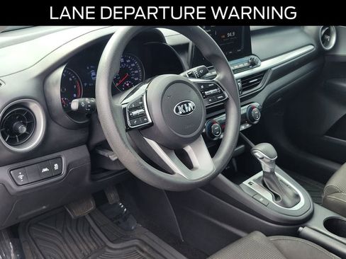 Used 2019 Kia Forte LXS FWD image 15