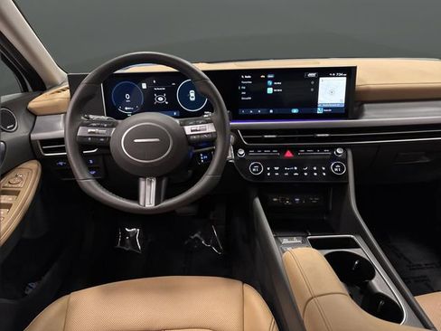 Used 2025 Hyundai Sonata Limited image 5