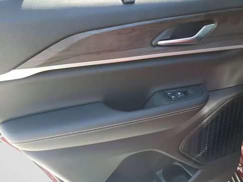 New 2025 Jeep Grand Cherokee Limited w/ Luxury Tech Group II image 44