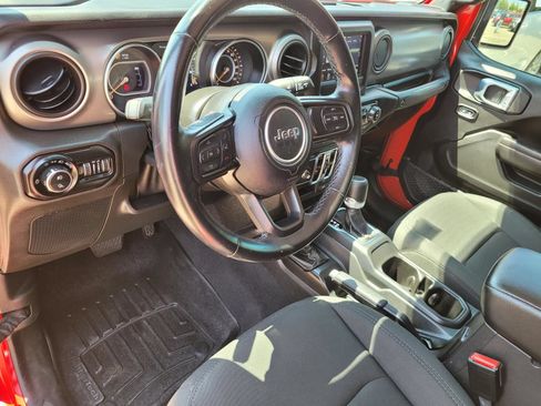 Used 2021 Jeep Gladiator Sport AWD/4WD image 22