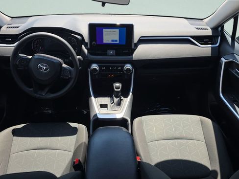 Used 2024 Toyota RAV4 XLE image 10