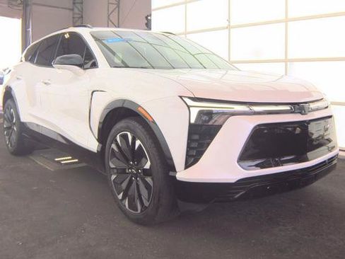 Used 2024 Chevrolet Blazer EV RS AWD/4WD image 2