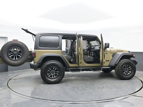 Used 2025 Jeep Wrangler Willys image 50