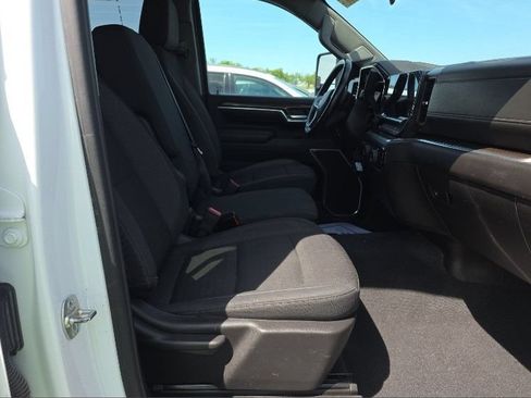 Used 2025 Chevrolet Silverado 2500 LT AWD/4WD image 10