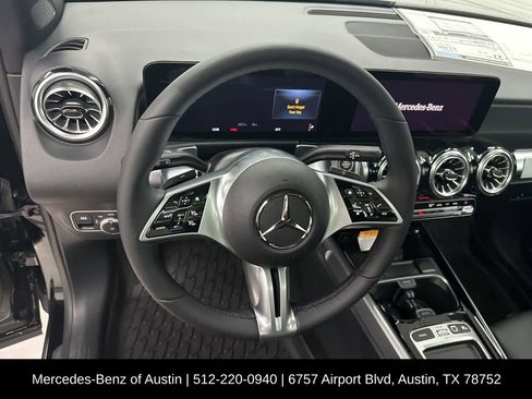 Certified 2026 Mercedes-Benz GLB 250 4MATIC image 11