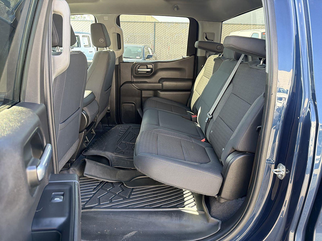 Used 2020 Chevrolet Silverado 1500 LT AWD/4WD image 23