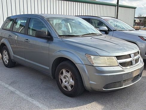 Used 2009 Dodge Journey SE image 3
