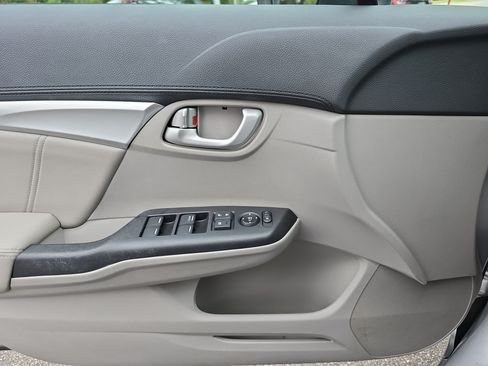 Used 2015 Honda Civic EX-L image 25