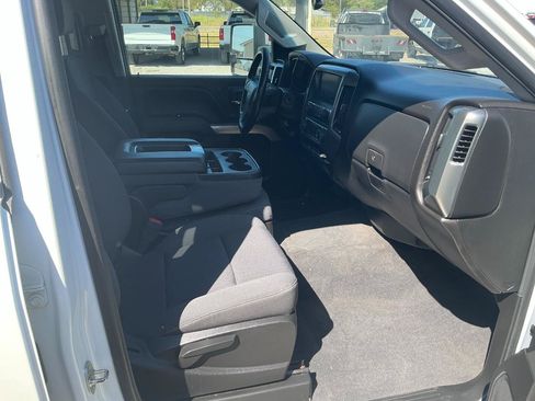 Used 2019 Chevrolet Silverado 2500 LT AWD/4WD image 13