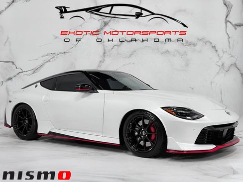 Used 2024 Nissan Z NISMO w/ Floor Mat Package RWD image 1