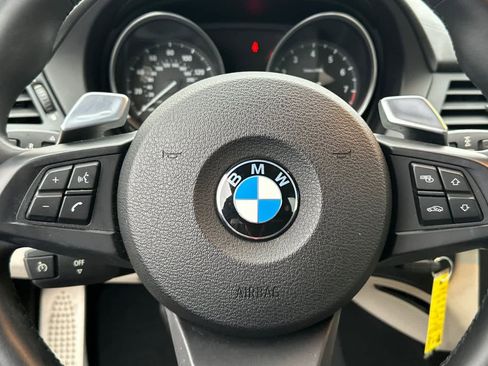 Used 2011 BMW Z4 sDrive35i image 22